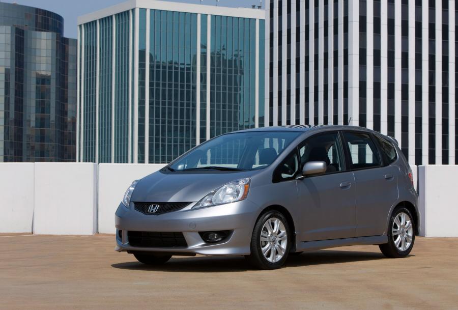  Honda Fit 2010 года  (фото 17 из 24)